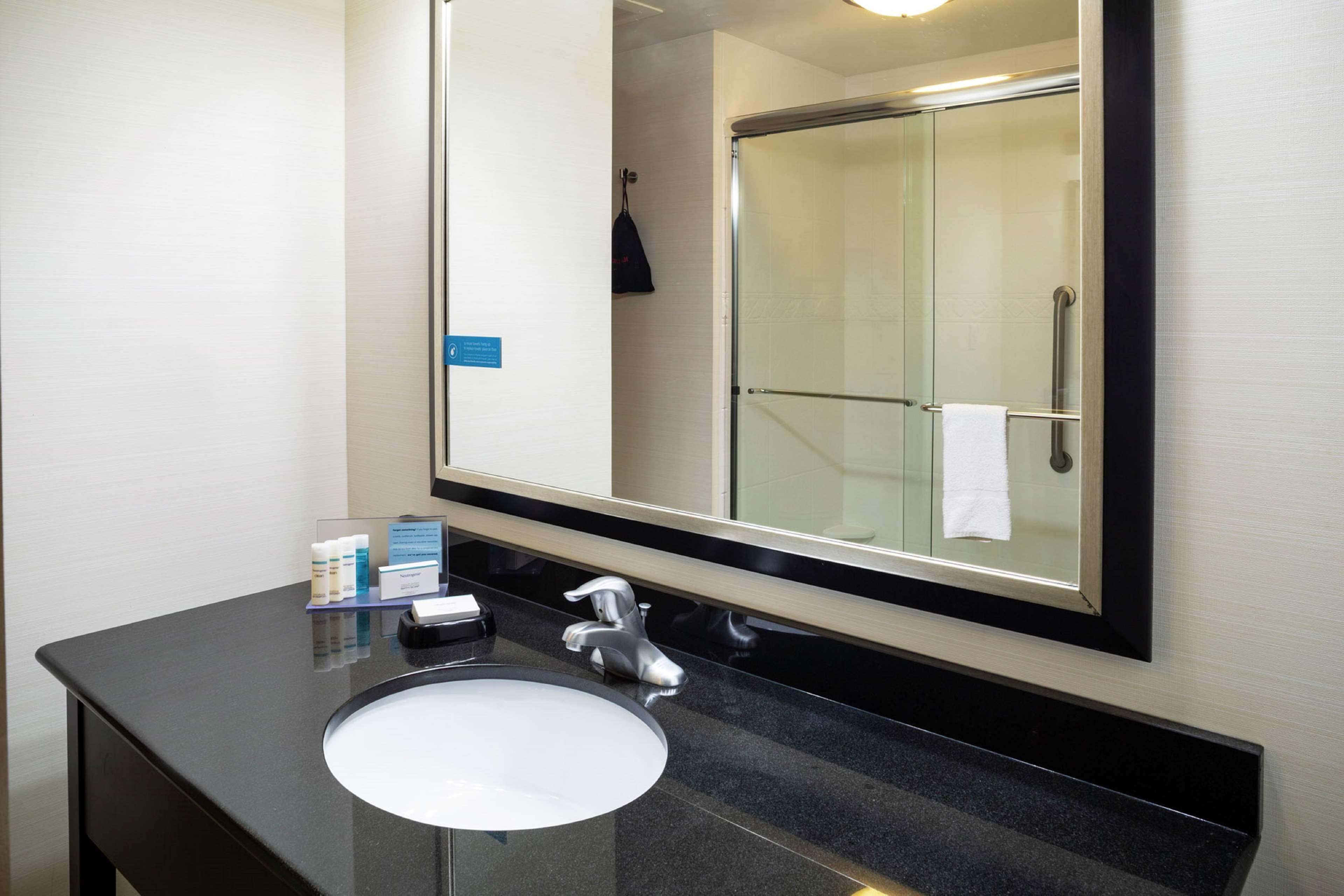 Hampton Inn Limerick Kültér fotó