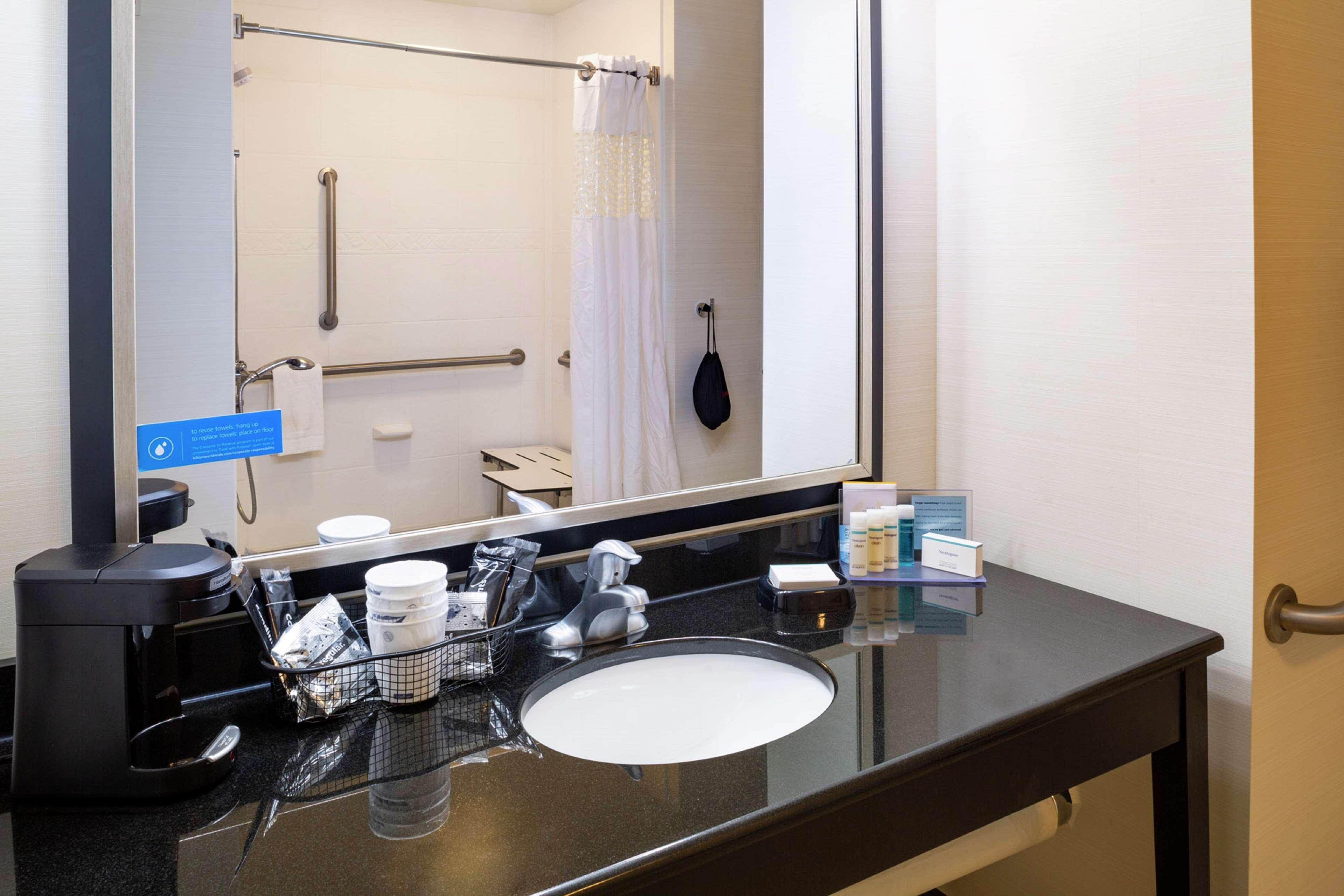 Hampton Inn Limerick Kültér fotó